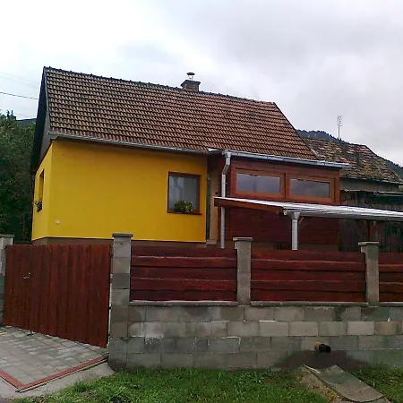 Utulny Dovolenkovy Dom * Liptovský Hrádok